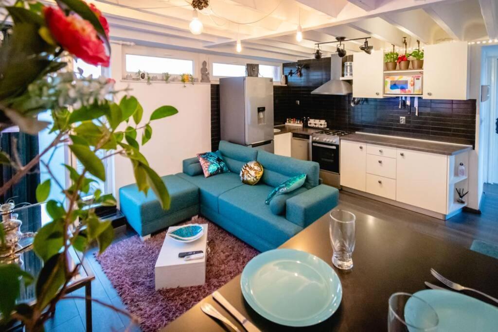 The Spot - Rooftop In The City Centre + Parking ชิเบนิก ภายนอก รูปภาพ